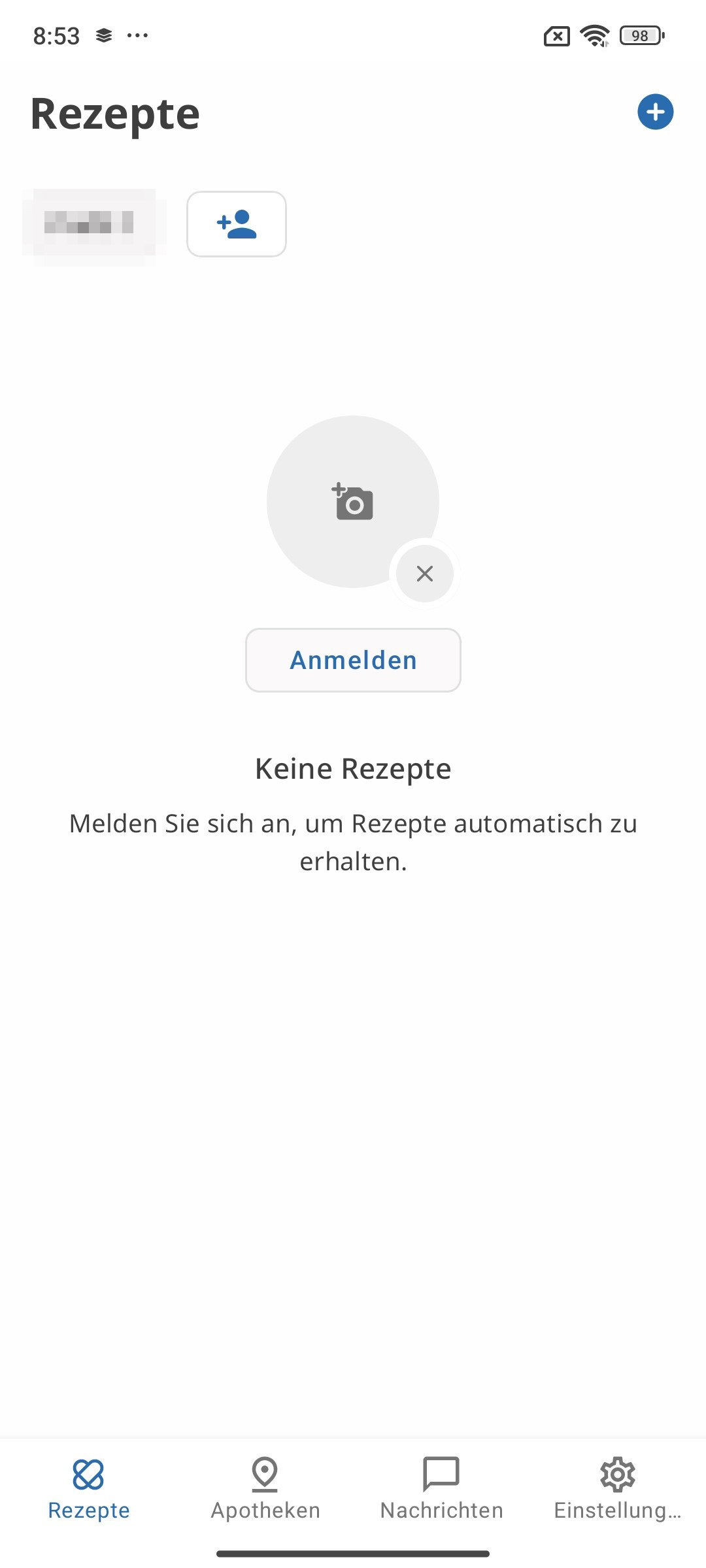Das Bild zeigt eine Seite mit dem Titel Rezepte. Oben rechts ist ein Plus-Symbol zu sehen. Am unteren Rand sind Navigationsoptionen für Rezepte, Apothekensuche, Nachrichten und Einstellungen vorhanden.