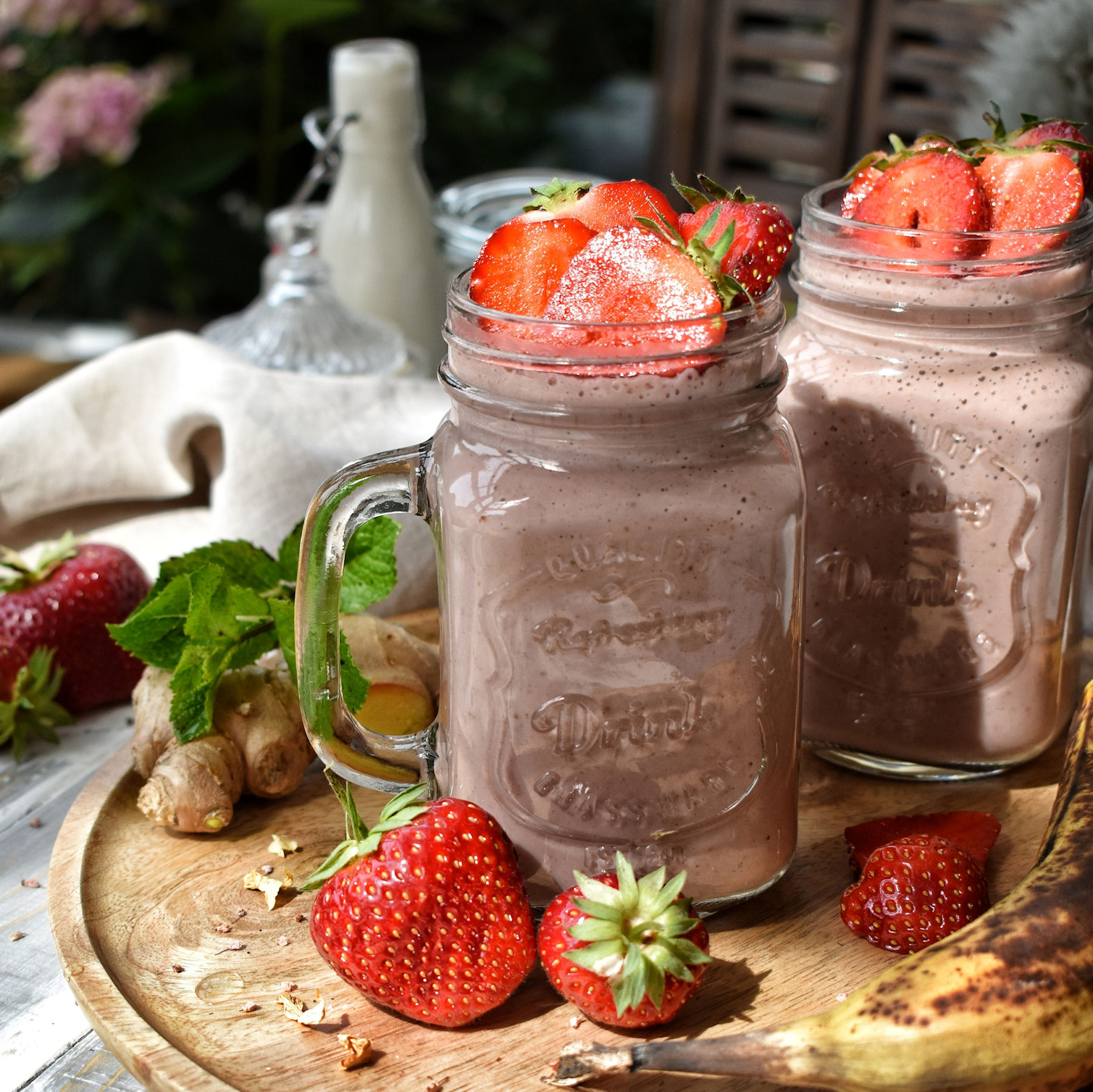 Hafershake mit Ingwer und Erdbeeren