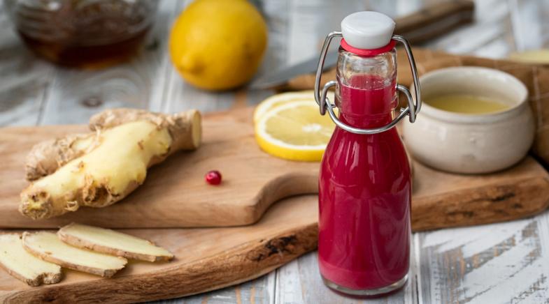 Ingwer-Shot mit Granatapfel