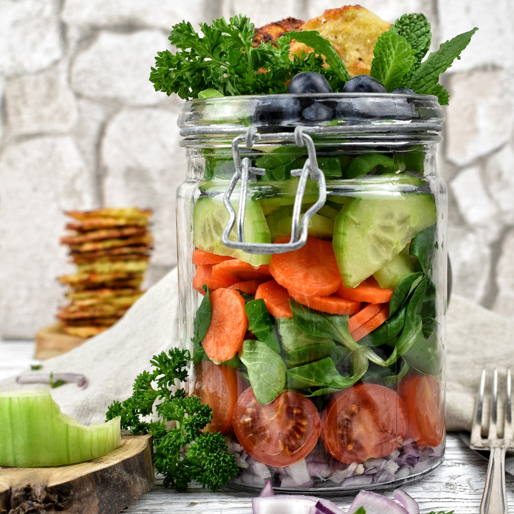 Gemischter Salat im Glas