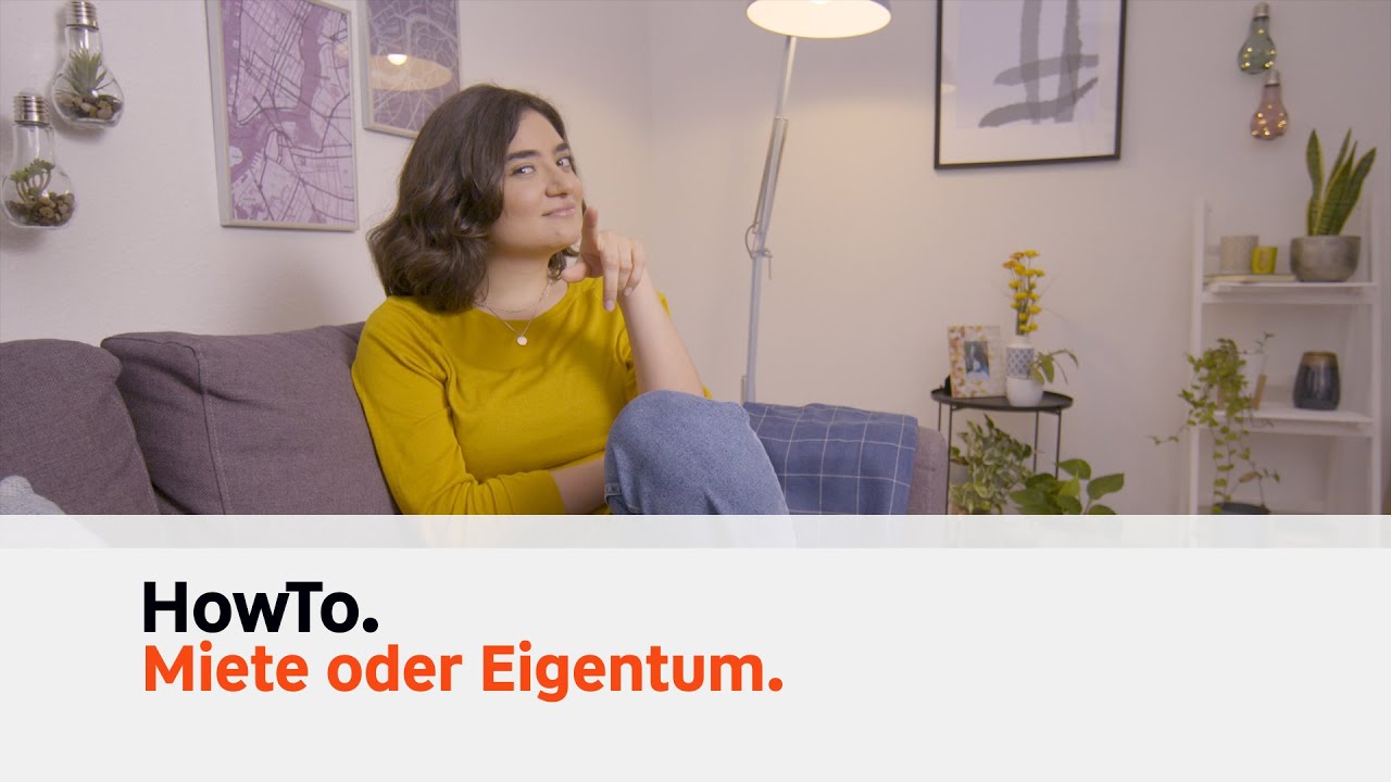 Video: Miete oder Eigentum – Frau auf Sofa